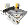 <p><strong>Garanzia di sicurezza</strong></p><p>Totale sicurezza nell’utilizzo della macchina, garantita da protezioni telescopiche a contatto con la lama.</p>