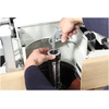 <p><strong>Bloccaggio rapido dell'utensile "T-SET": massima sicurezza senza sforzi</strong>. Niente più chiavi per attrezzare la macchina con il nuovo dispositivo che, con il semplice utilizzo di una pistola ad aria compressa, blocca e sblocca velocemente l'utensile.</p>