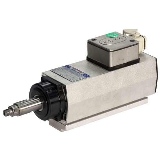 THREE-PHASE MOTOR |